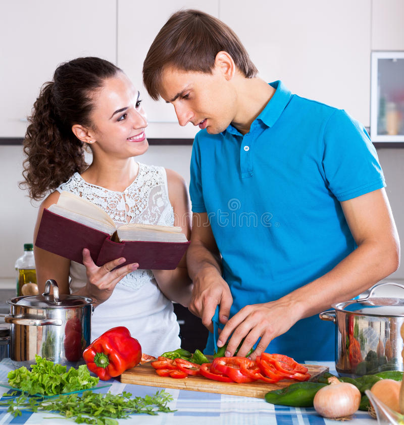 创新无止境学习无尽头棠湖小学促进创客团队专业提升_火狐电竞(图1) 火狐电竞平台